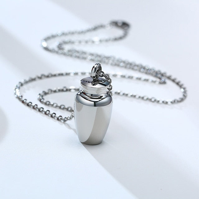 Openable Earthen Jar Columbarium Shape Pendant Necklace